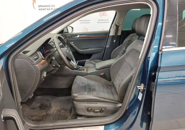 Skoda Superb cena 129900 przebieg: 191385, rok produkcji 2019 z Strzelno małe 704